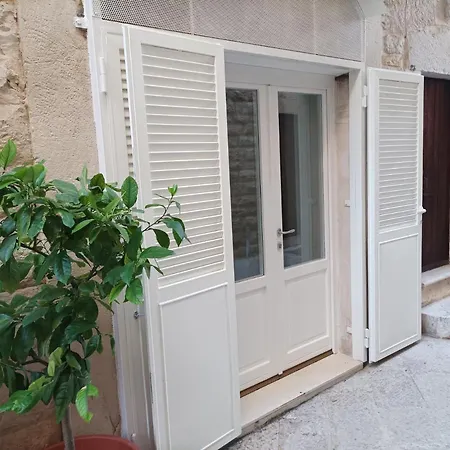 Magia ベッド・アンド・ブレックファスト